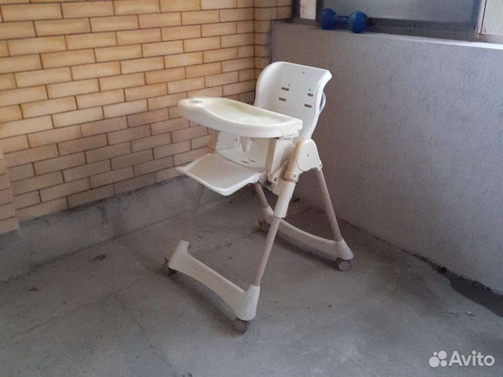 Стульчик для кормления