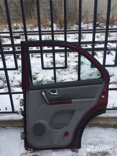 Kia Sorento 1 Дверь задняя правая