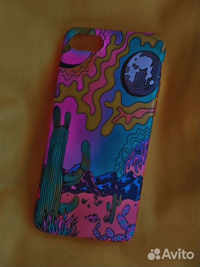 Чехлы на iPhone 7