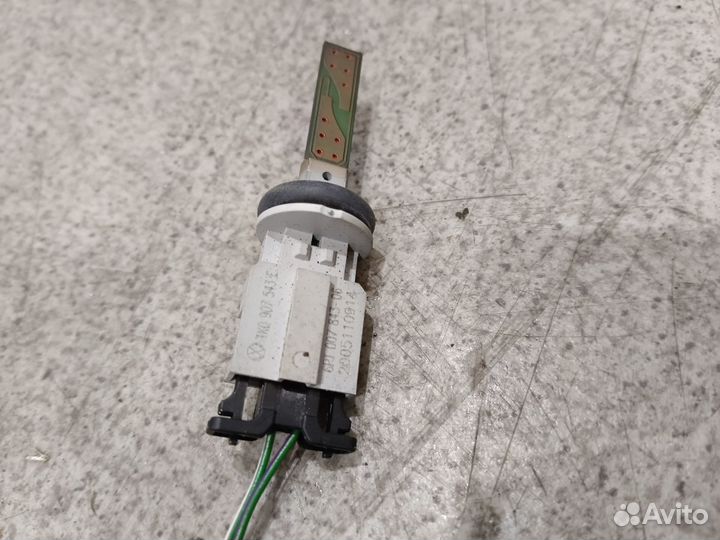 Датчик температуры + фишка для VW Passat CC