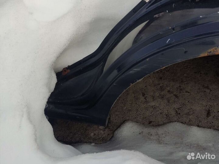 Крыло заднее левое Ниссан Альмера Классик