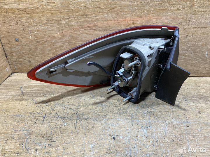 Фонарь правый Ford Mondeo 4 универсал Арт. 111317