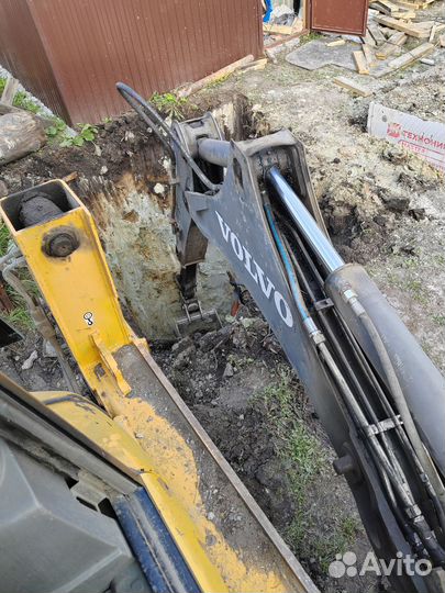 Экскаватор погрузчик вольво