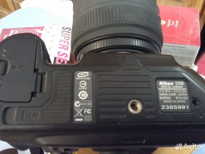 Продам nikon D700 body