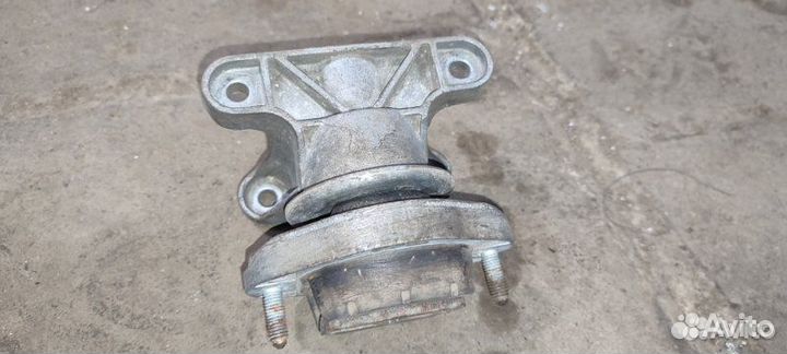 Подушка АКПП Audi A4 B6