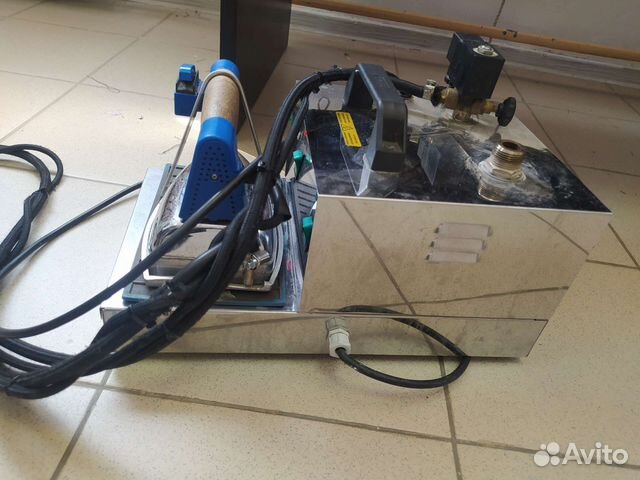 Утюг с парогенератором промышленный