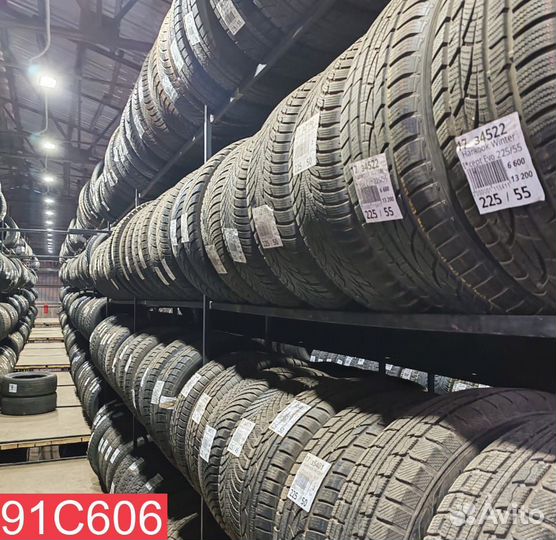 Nankang ESSN-1 Corsafa 215/45 R17 86L