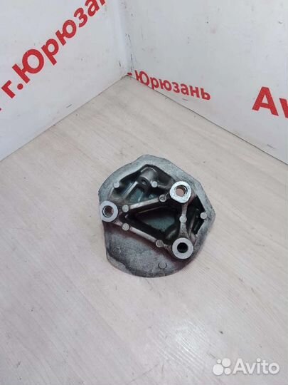 Кронштейн опоры двигателя Citroen C4 NFU