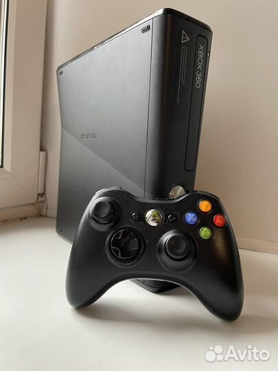 Xbox 360 + 35 игр