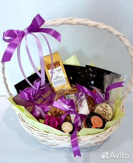 Подарочный набор для женщин на 8 марта