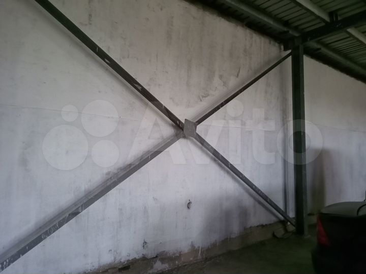 Машиноместо, > 30 м²