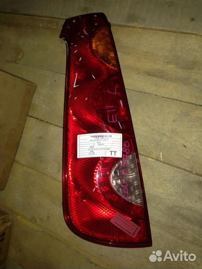 Стоп левый Ниссан Ноут E11 220-63780 А164