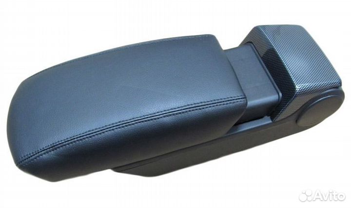 Подлокотник Renault Duster 2010-2020 карбон