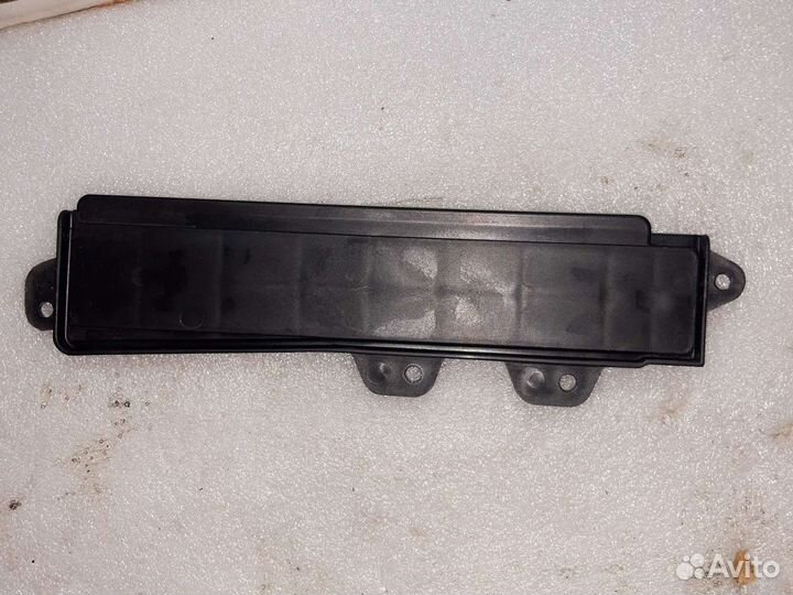 Крышка салонного фильтра Ford Focus ll