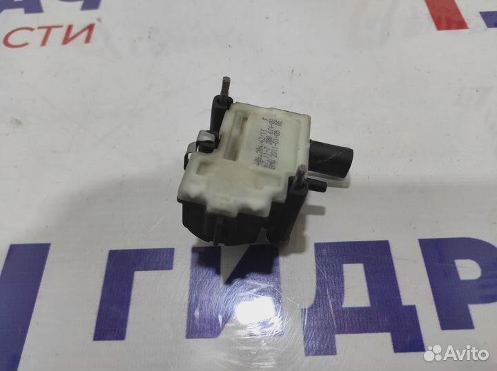 Активатор замка крышки бензобака BMW 7-Series (F02