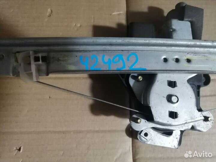 Стеклоподъёмник задний правый Ford Mondeo 3