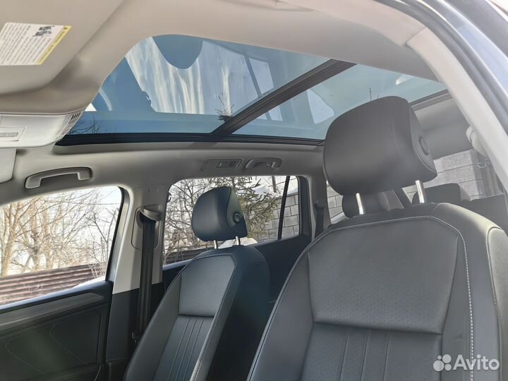 Volkswagen Tiguan 2.0 AMT, 2021, 55 355 км