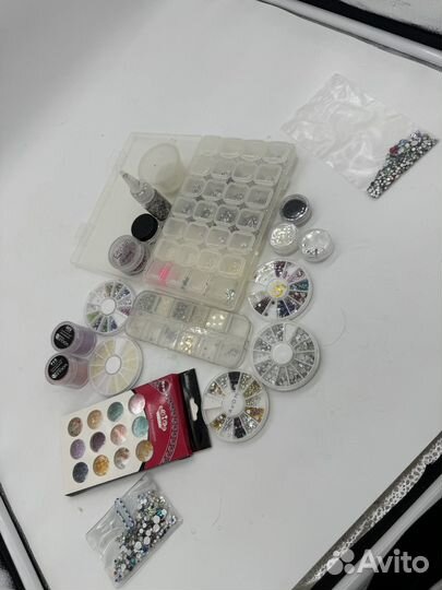 Стразы бульонки и др