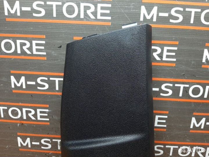 Обшивка стойки передняя правая Bmw X5 E70 N55B30A