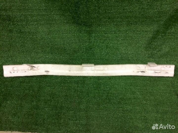 Абсорбер бампера передний Nissan Fuga Y50