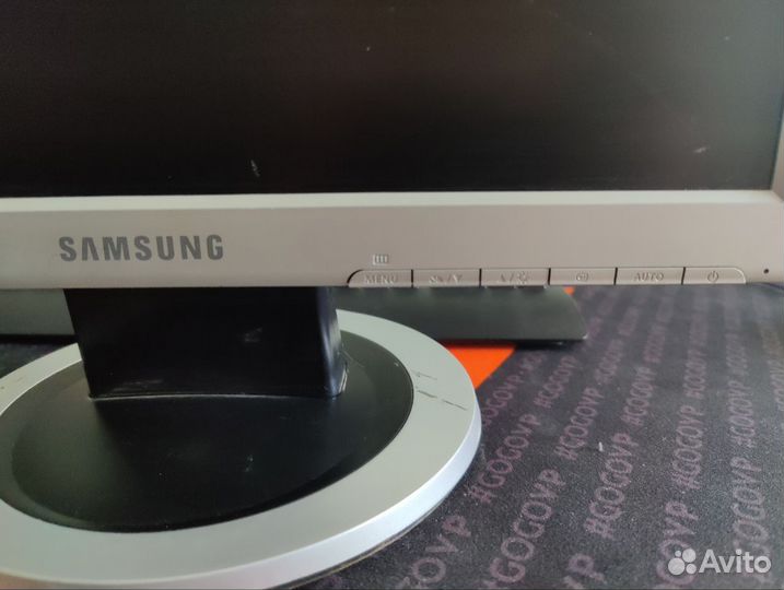 Монитор Samsung SyncMaster 710n
