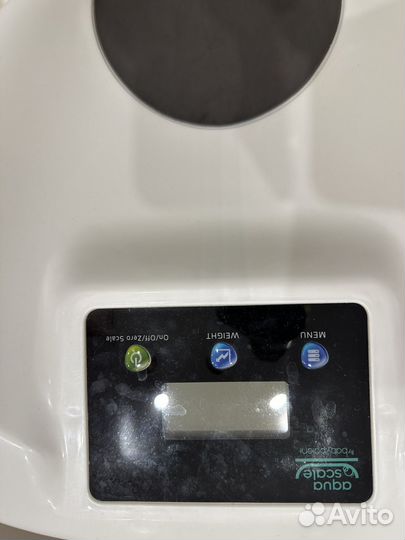 Ванночка для купания с горкой Aqua scale