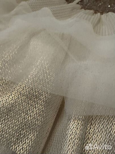 Платье золотистое на девочку 92