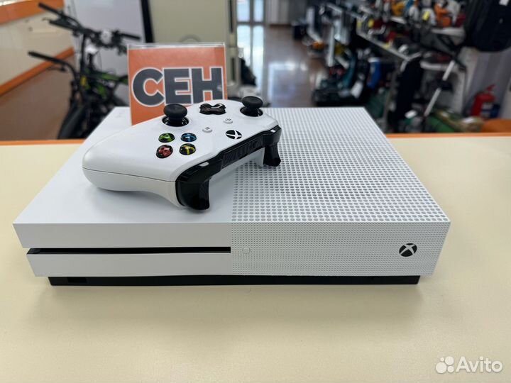 Игровая приставка XboX ONE S 1TB (Сенной)