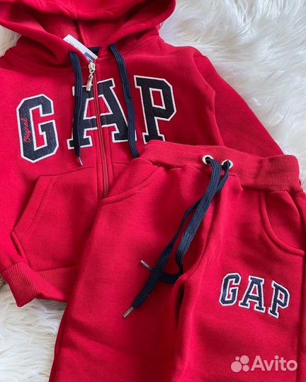 Костюм Gap на флисе р. 140