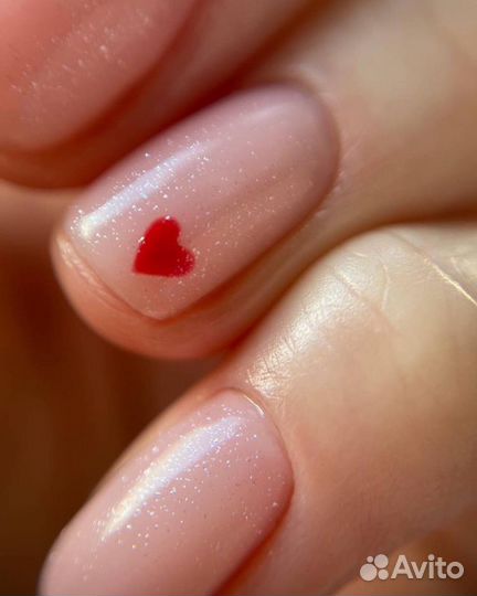 Маникюр Luxio