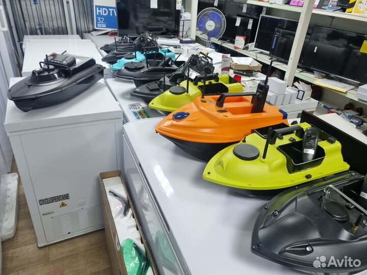 Прикормочный кораблик