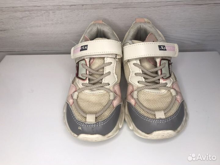 Кроссовки для девочки