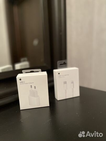 Зарядное устройство на iPhone 20w оригинал