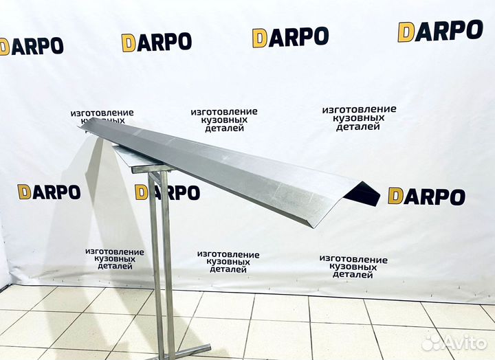 Пороги для Toyota Camry 2001-2006 (XV30)