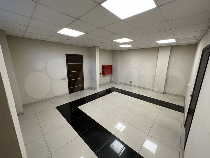 Офис, склад, 70 м², отдельный вход