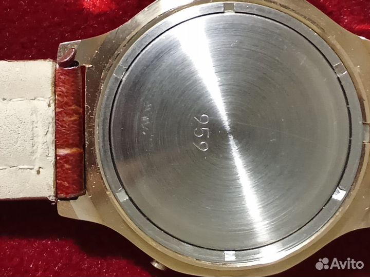 Часы Слава мужские наручные. СССР