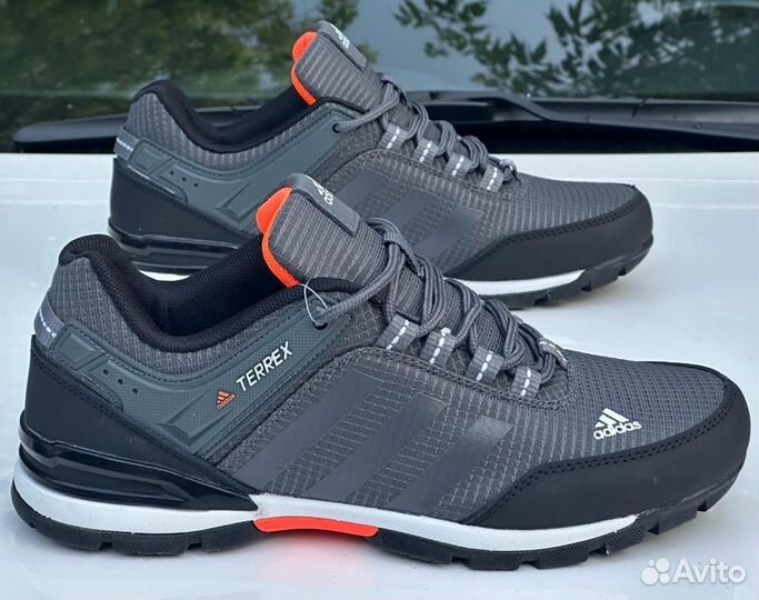 Кроссовки adidas terrex