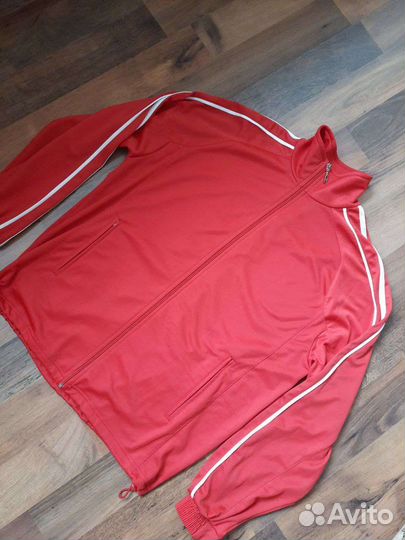 Спортивный костюм женский новый