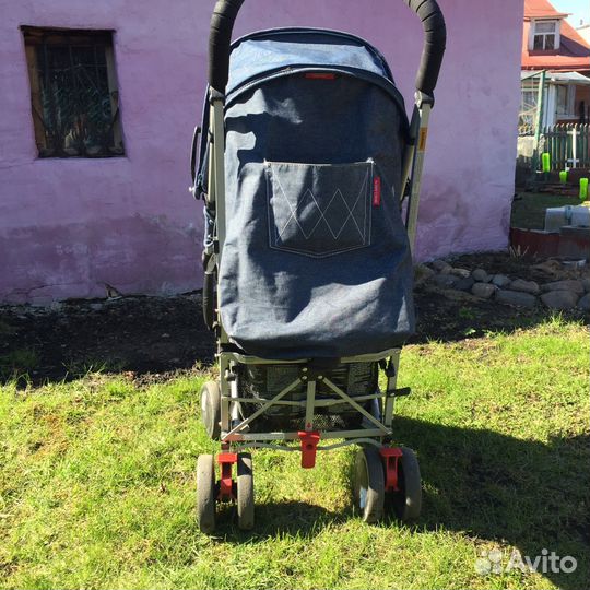 Коляска Maclaren