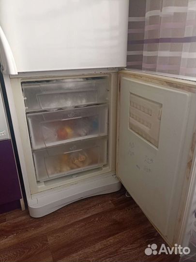 Холодильник