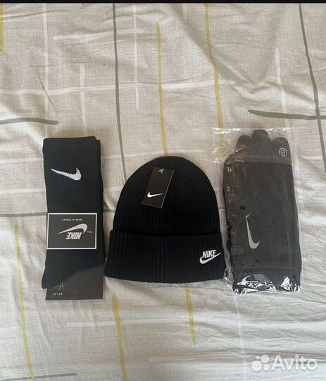 Шапка+перчатки+носки