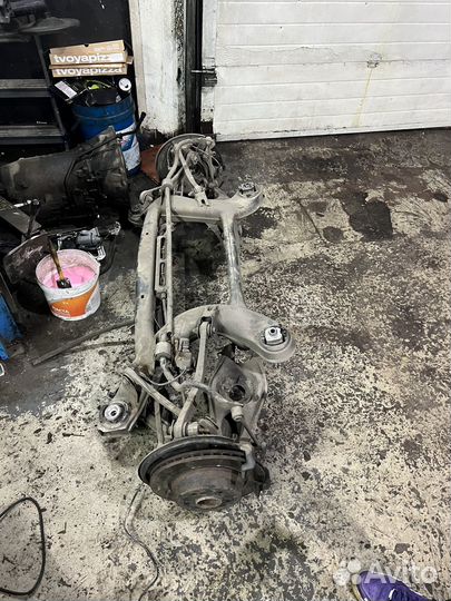 Задний подрамник w212 e300