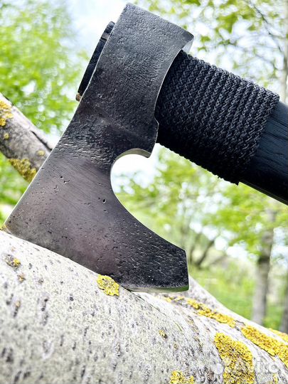 Топор кованный