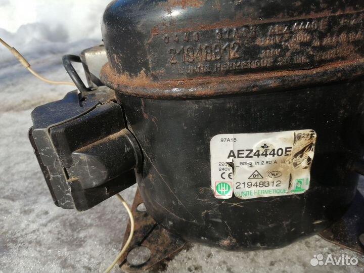 Компрессор для холодильника бу AEZ4440E