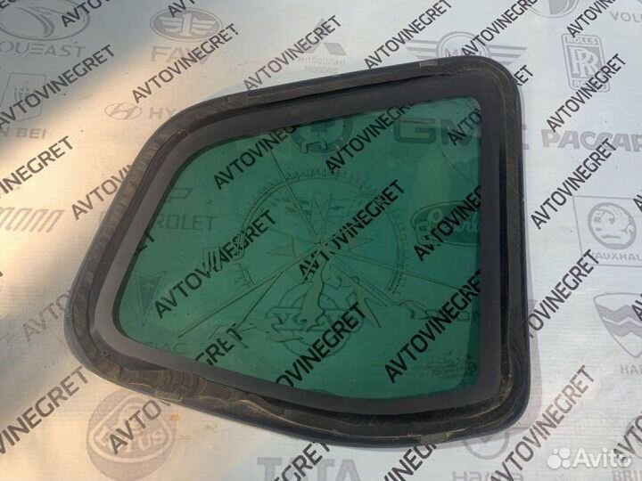 Стекло кузова левое Renault Duster 1 F4R 2.0
