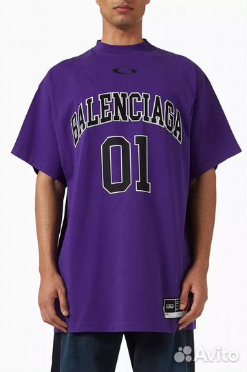 Balenciaga Футболка (Тренд 2025)