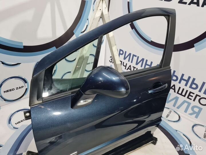 Передняя левая дверь на Peugeot 308