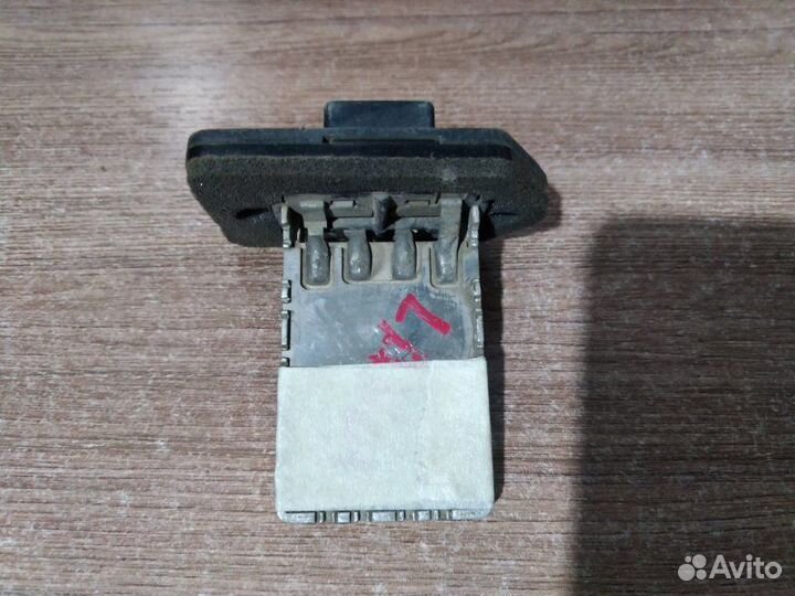 Резистор отопителя печки реостат Daewoo Lanos T100