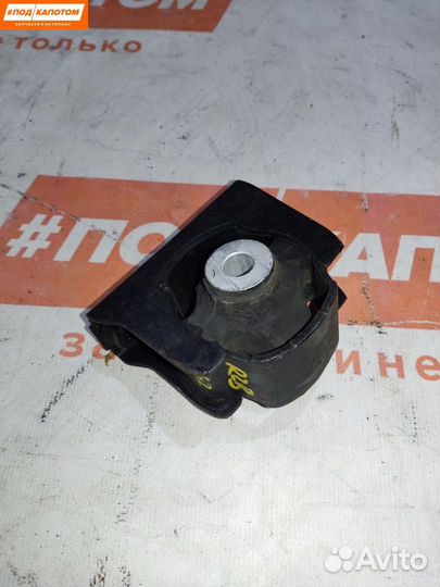 Подушка крепления двигателя передняя Toyota