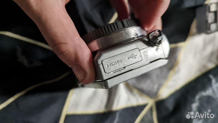 Тушка Sony nex 5 r со вспышкой